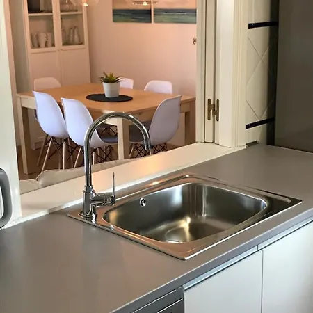 Beautiful Penthouse With Ocean And Marina Views Isla Canela